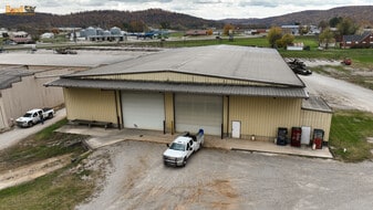 192 1 N Main Street Industrial Campus - Warehouse