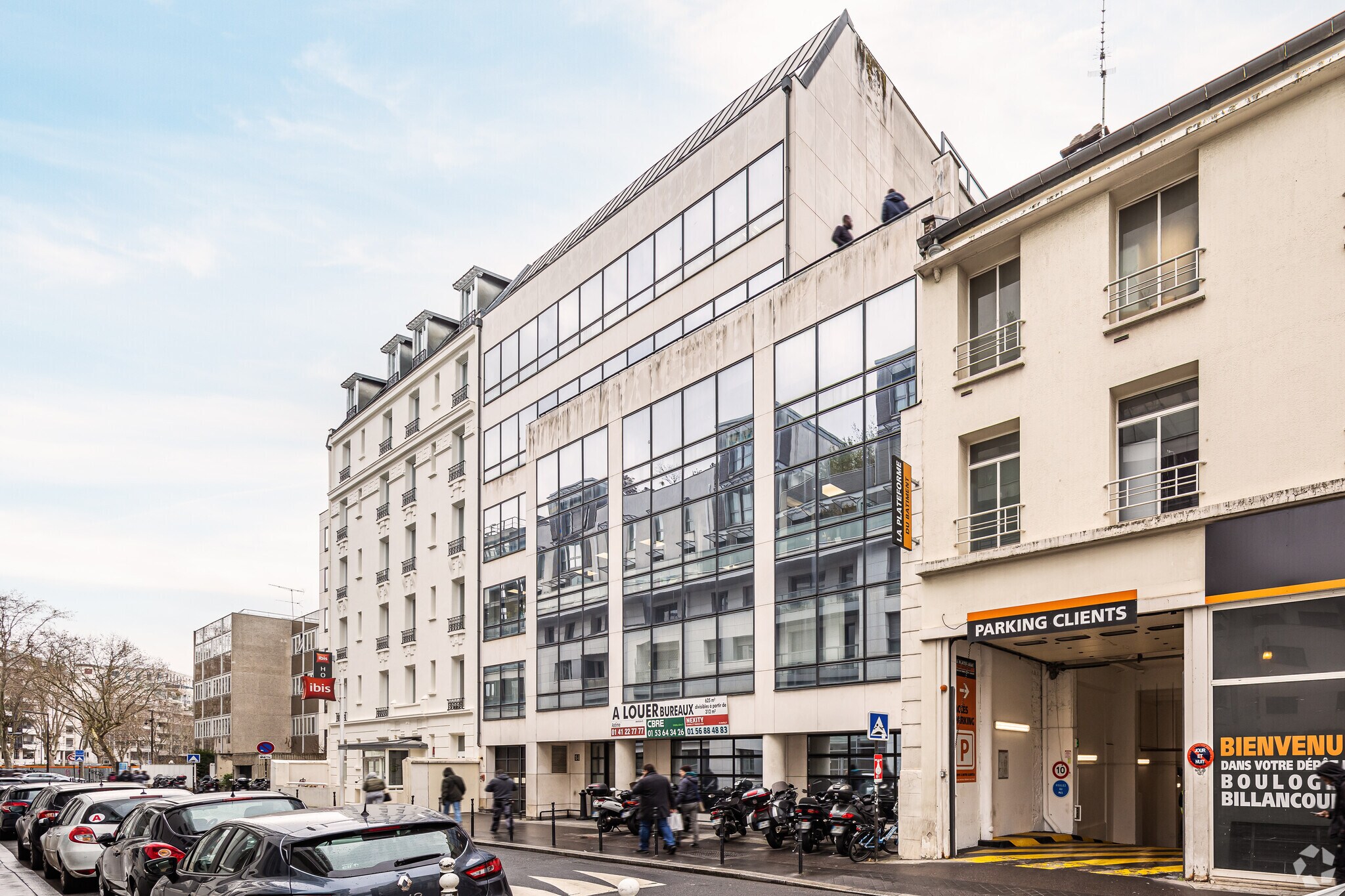 Office in Boulogne-Billancourt for lease Primary Photo- Image 1 of 4