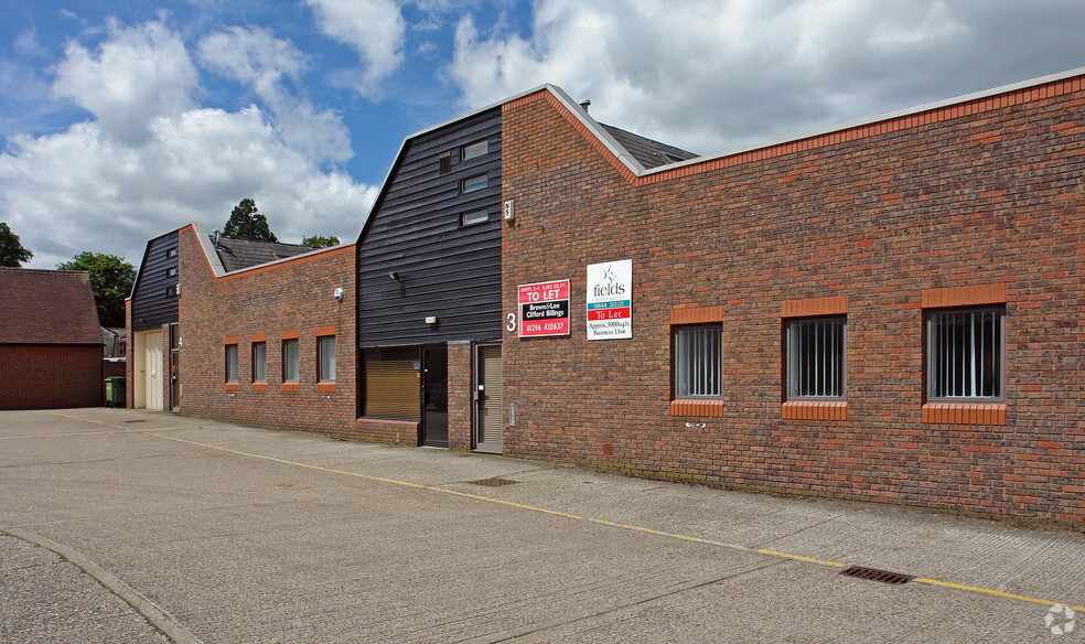 Wellington St, Thame for lease - Building Photo - Image 2 of 8