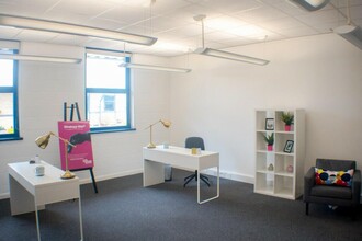 Bowbridge Clos, Rotherham for lease Interior Photo- Image 2 of 4