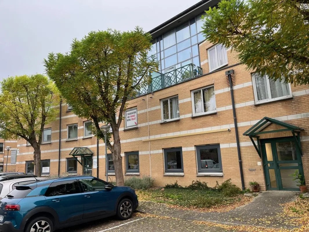 Avenue Du Centaure, Cergy for sale Building Photo- Image 1 of 15