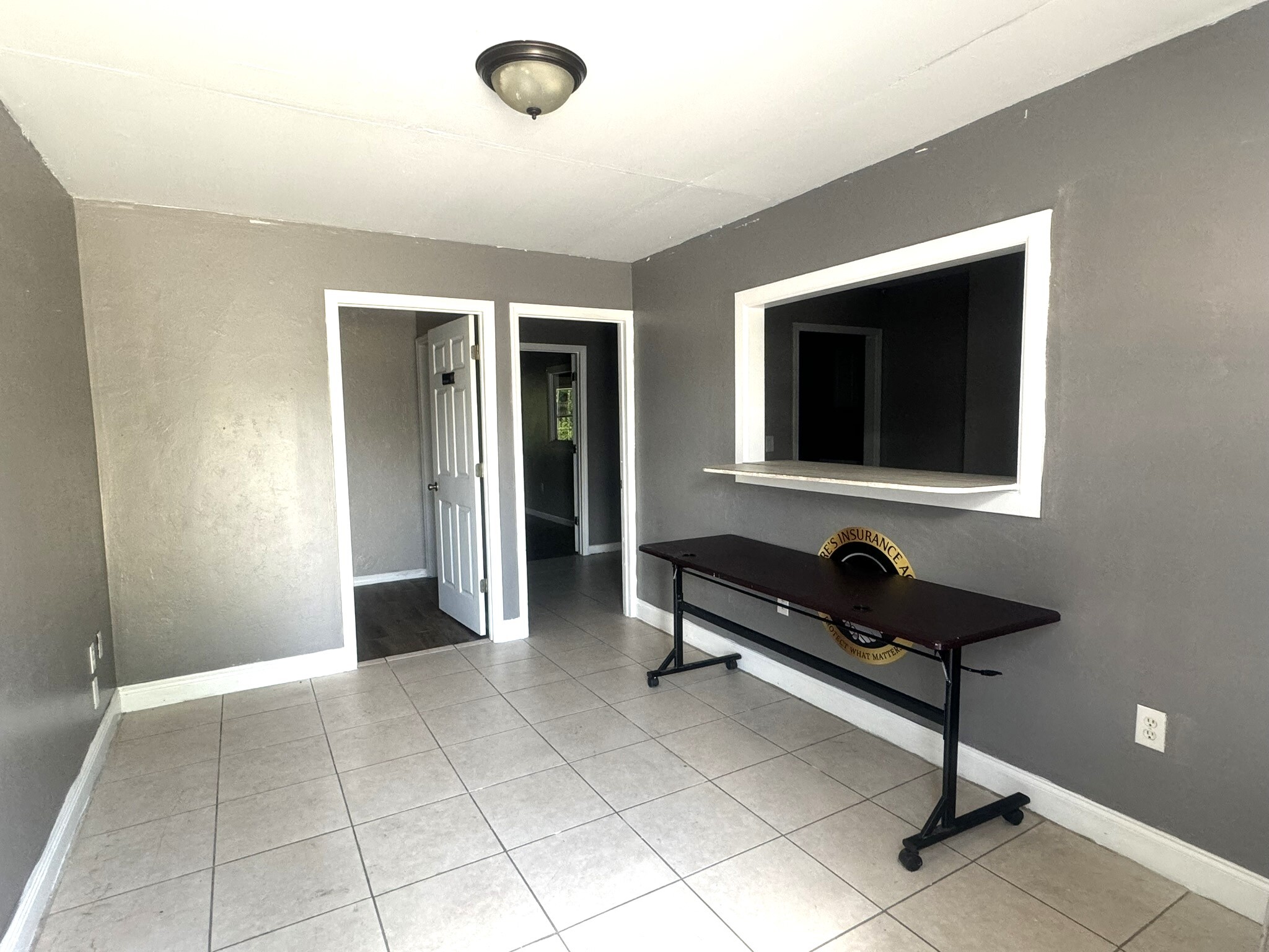 122 SW Midtown Pl, Lake City, FL for lease Interior Photo- Image 1 of 7