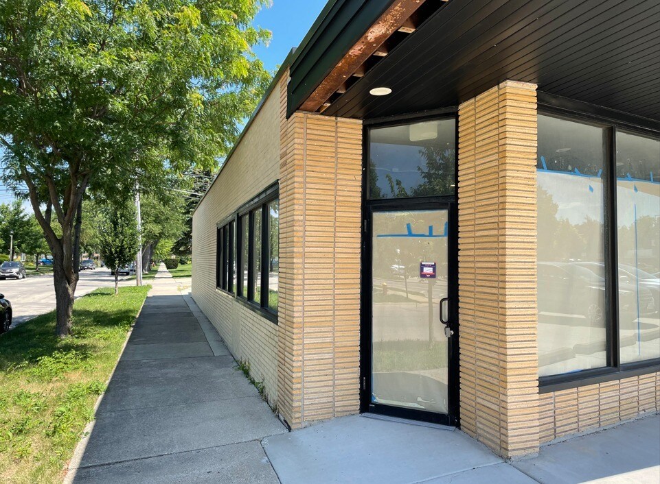 3354-3358 Main St, Skokie, IL for sale Primary Photo- Image 1 of 1