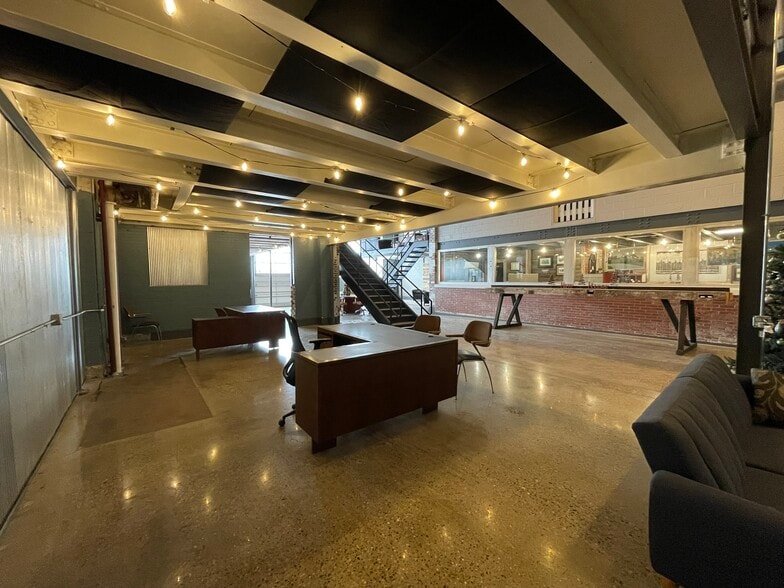 501 Argonne Rd, Warsaw, IN for lease - Building Photo - Image 2 of 8