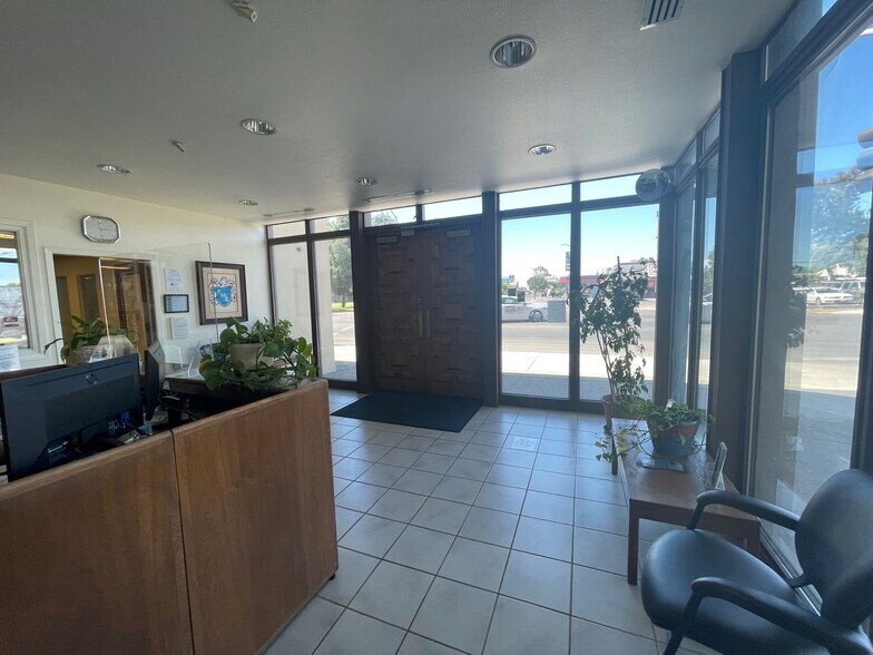 200 W Harding Way, Stockton, CA for sale - Building Photo - Image 3 of 58