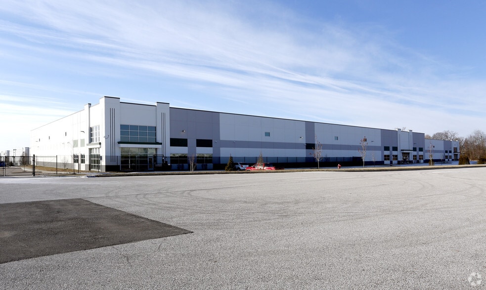 3051 Midfield Ct, Plainfield, IN for lease - Primary Photo - Image 1 of 5