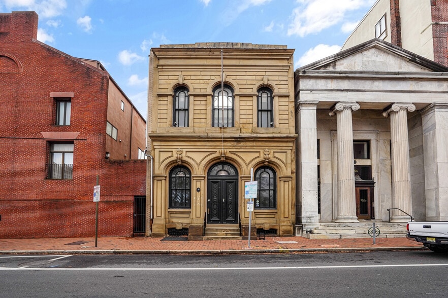 304 Walnut St, Philadelphia, PA for sale - Building Photo - Image 1 of 14