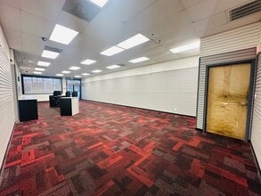 12413-12421 Tennessee Plz, Midlothian, VA for lease Interior Photo- Image 1 of 6