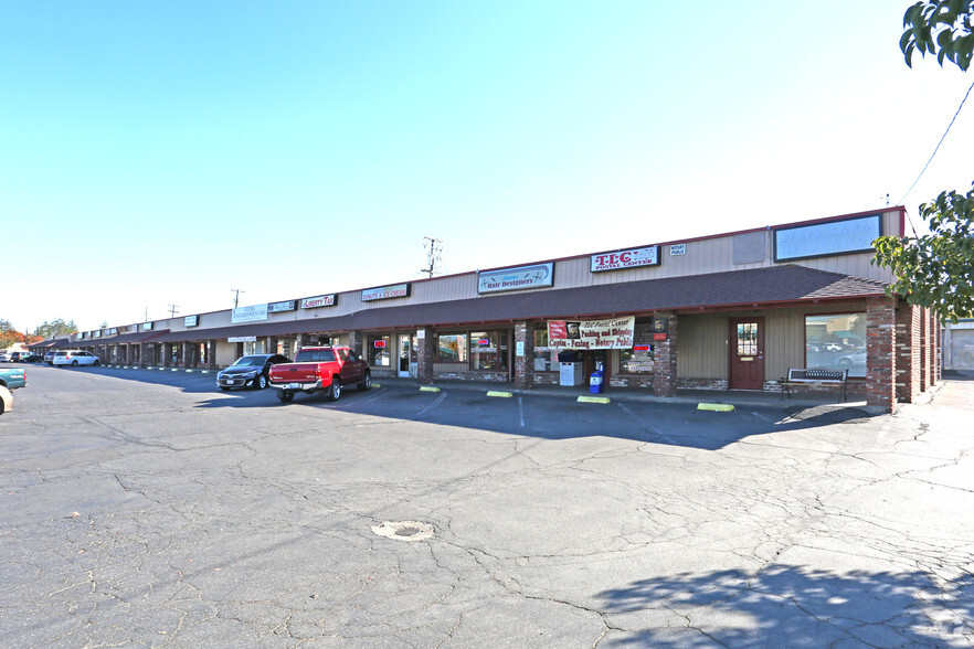 170 E Bellevue Rd, Atwater, CA for lease - Primary Photo - Image 1 of 2