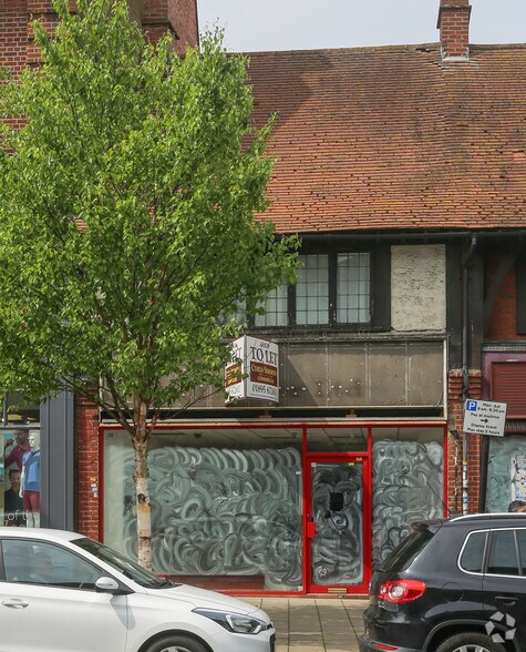 72 High St, Ruislip for sale - Primary Photo - Image 1 of 1