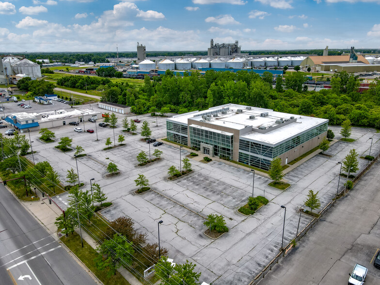 1361 Conant St, Maumee, OH for sale - Aerial - Image 2 of 7