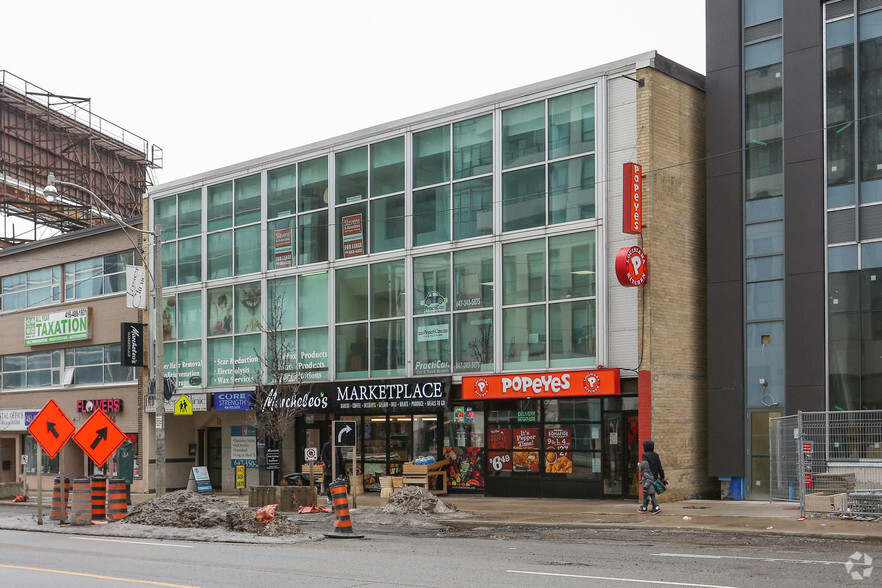 181 Eglinton Ave E, Toronto, ON for lease - Primary Photo - Image 1 of 4