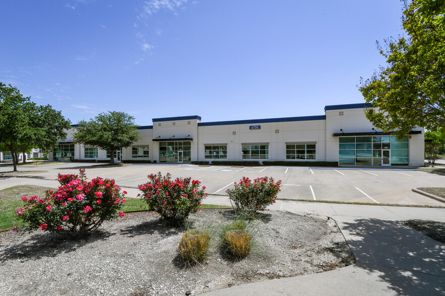 6400 Pinecrest Dr, Plano, TX for lease - Building Photo - Image 1 of 9