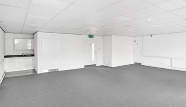 1-5 Churchfield Ct, Barnsley for lease Interior Photo- Image 1 of 2