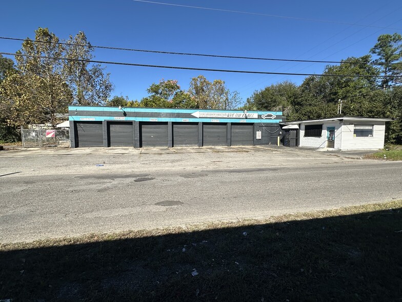 2735 Rosselle St, Jacksonville, FL for lease - Building Photo - Image 1 of 1