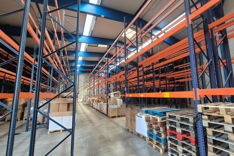 Flex in Perpignan for lease - Interior Photo - Image 2 of 8