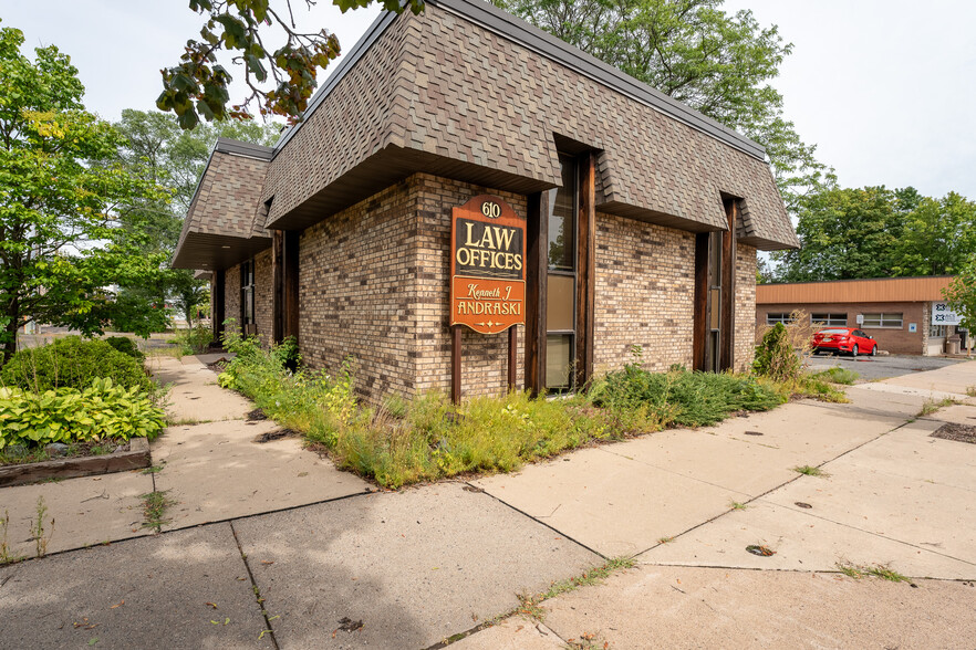 610 Jackson St, Wausau, WI for sale - Primary Photo - Image 1 of 17