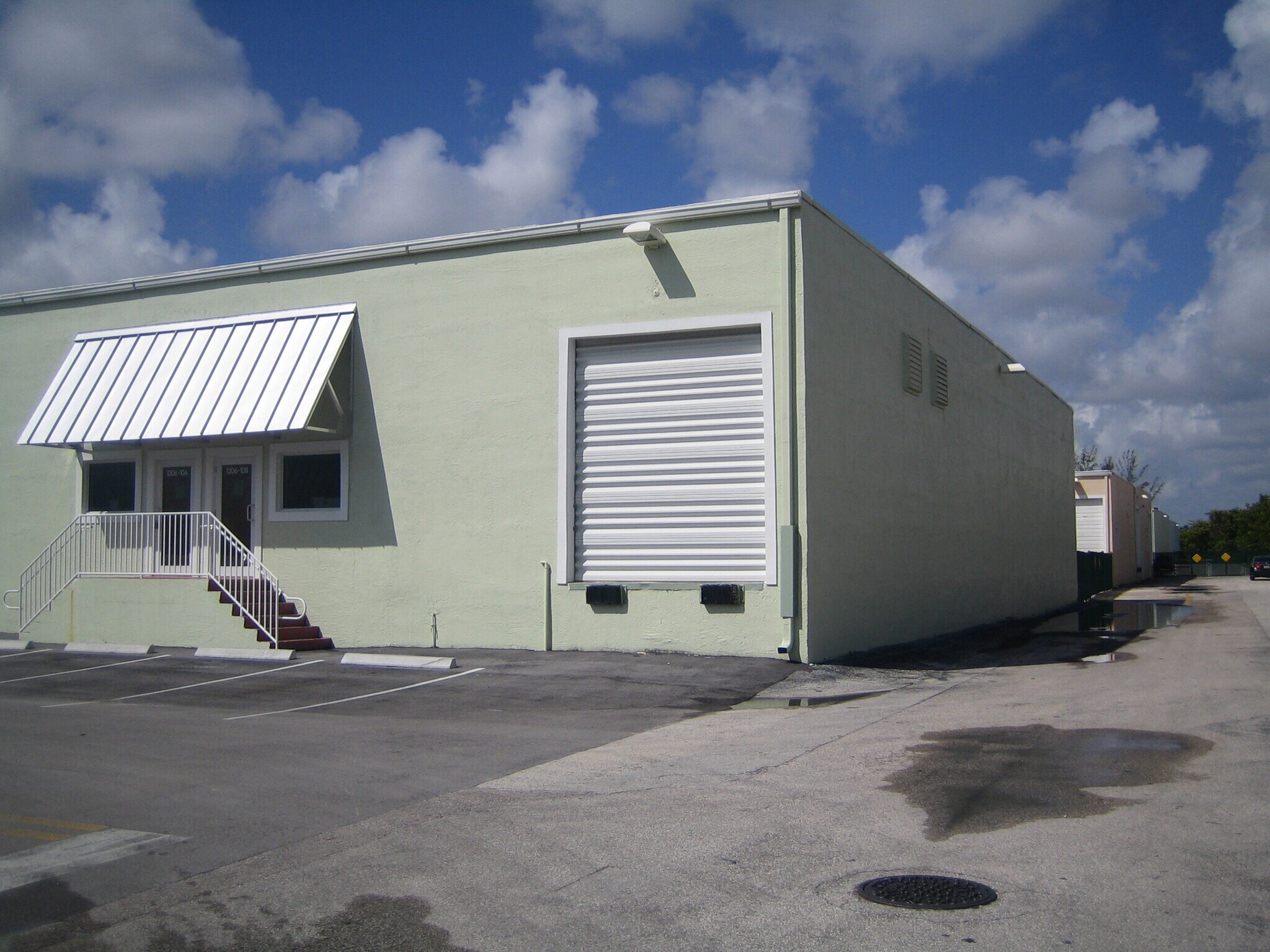 1200-1340 Stirling Rd, Dania Beach, FL for lease Building Photo- Image 1 of 6