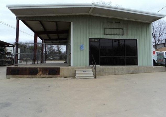 1116 N Main St, Cleburne, TX for sale Primary Photo- Image 1 of 1