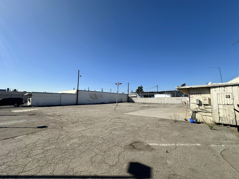 514 Glenoaks Blvd, San Fernando, CA for lease - Building Photo - Image 2 of 12