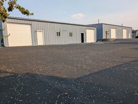 Last Space \ 1 Year Leases Available - Warehouse