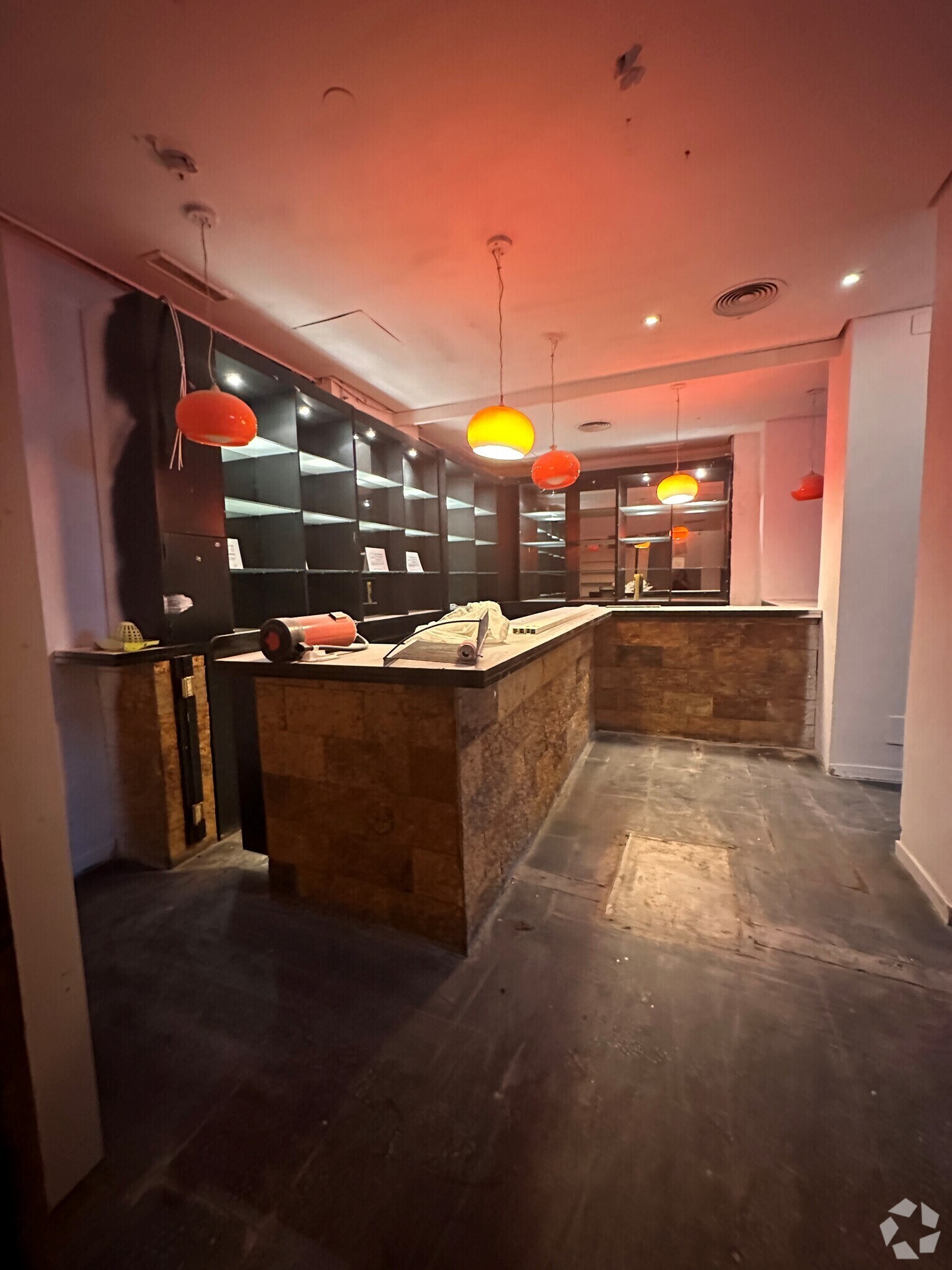 Multifamily in Madrid, Madrid for sale Interior Photo- Image 1 of 2