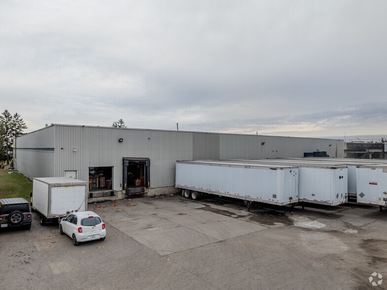 28 Automatic Rd, Brampton, ON for sale - Building Photo - Image 2 of 3