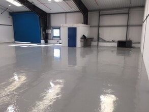 Cayton Low Rd, Eastfield for lease Interior Photo- Image 2 of 3