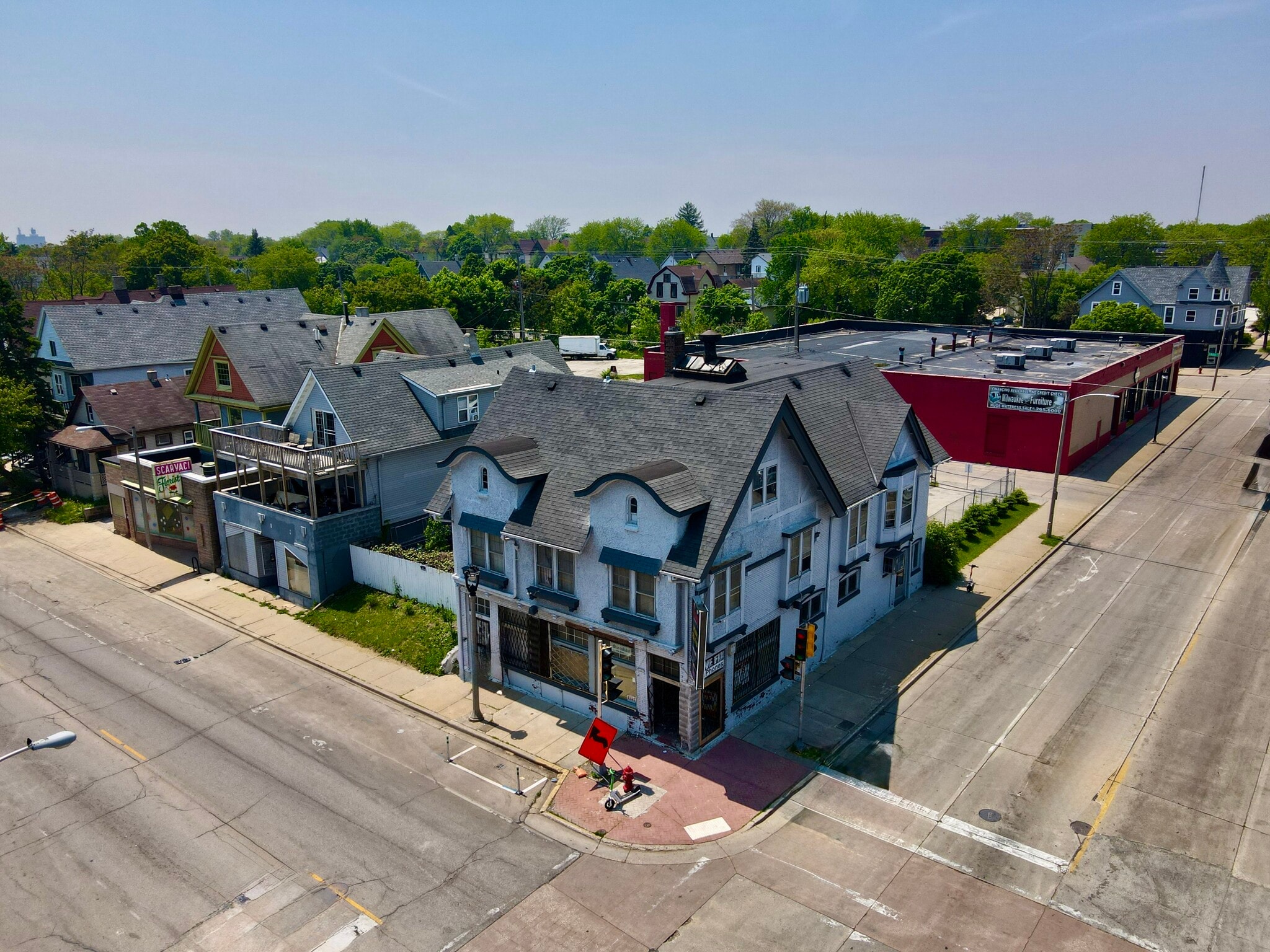 2675-2679 N Holton St, Milwaukee, WI for sale Building Photo- Image 1 of 4