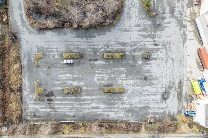 970 Dominion & 985 Nicola Avenue portfolio of 2 properties for sale on LoopNet.com - Aerial - Image 3 of 3