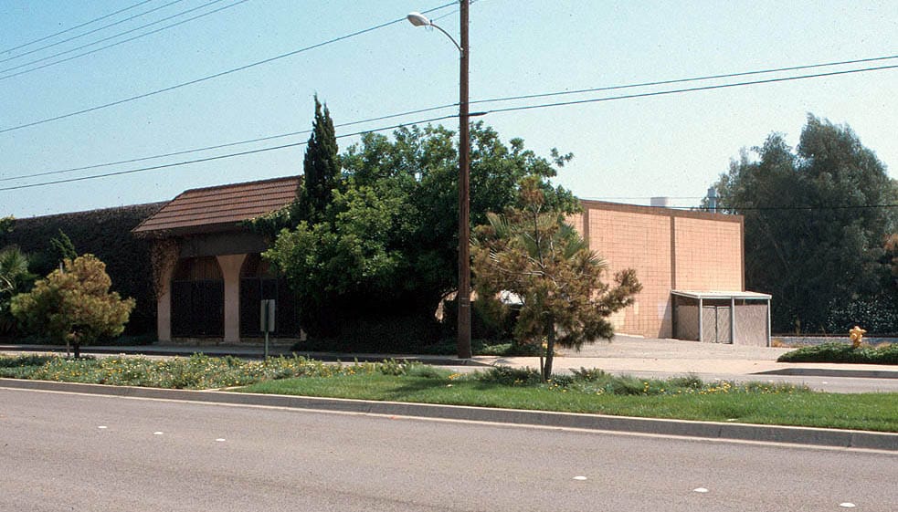 1324-1330 Arrow Hwy, La Verne, CA for lease - Building Photo - Image 2 of 5