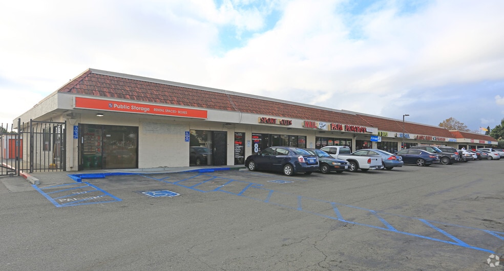 15903-15951 Hesperian Blvd, San Lorenzo, CA for lease - Building Photo - Image 1 of 4