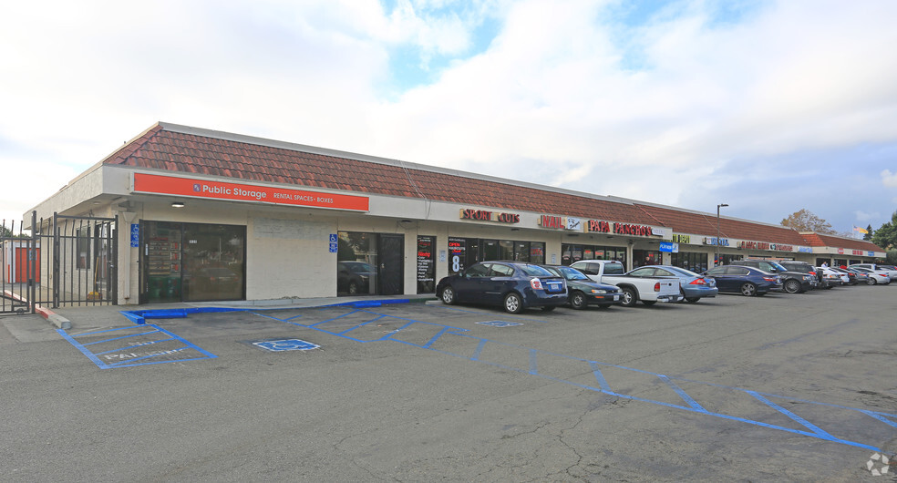 15903-15951 Hesperian Blvd, San Lorenzo, CA for lease - Primary Photo - Image 1 of 1