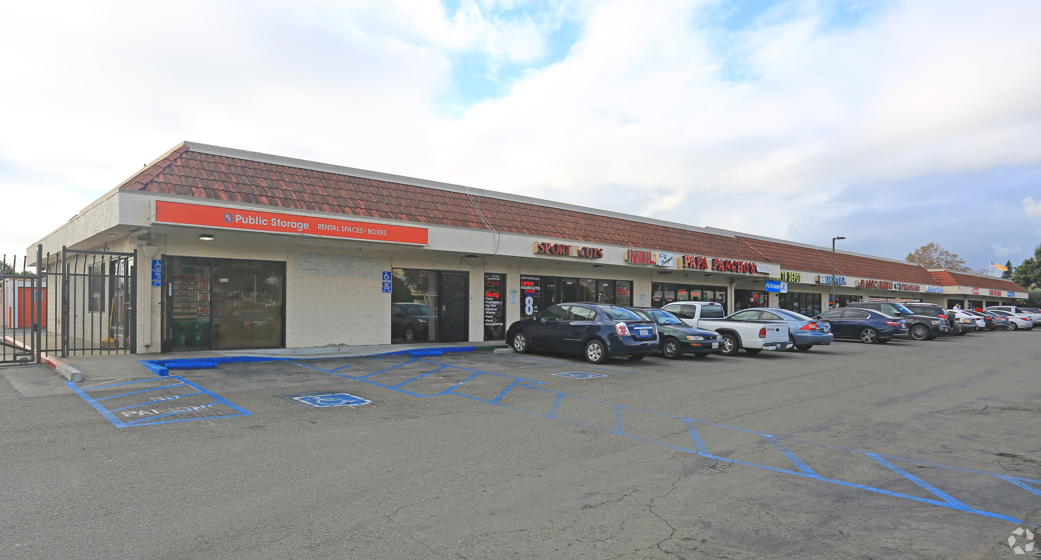 15903-15951 Hesperian Blvd, San Lorenzo, CA for lease Primary Photo- Image 1 of 2