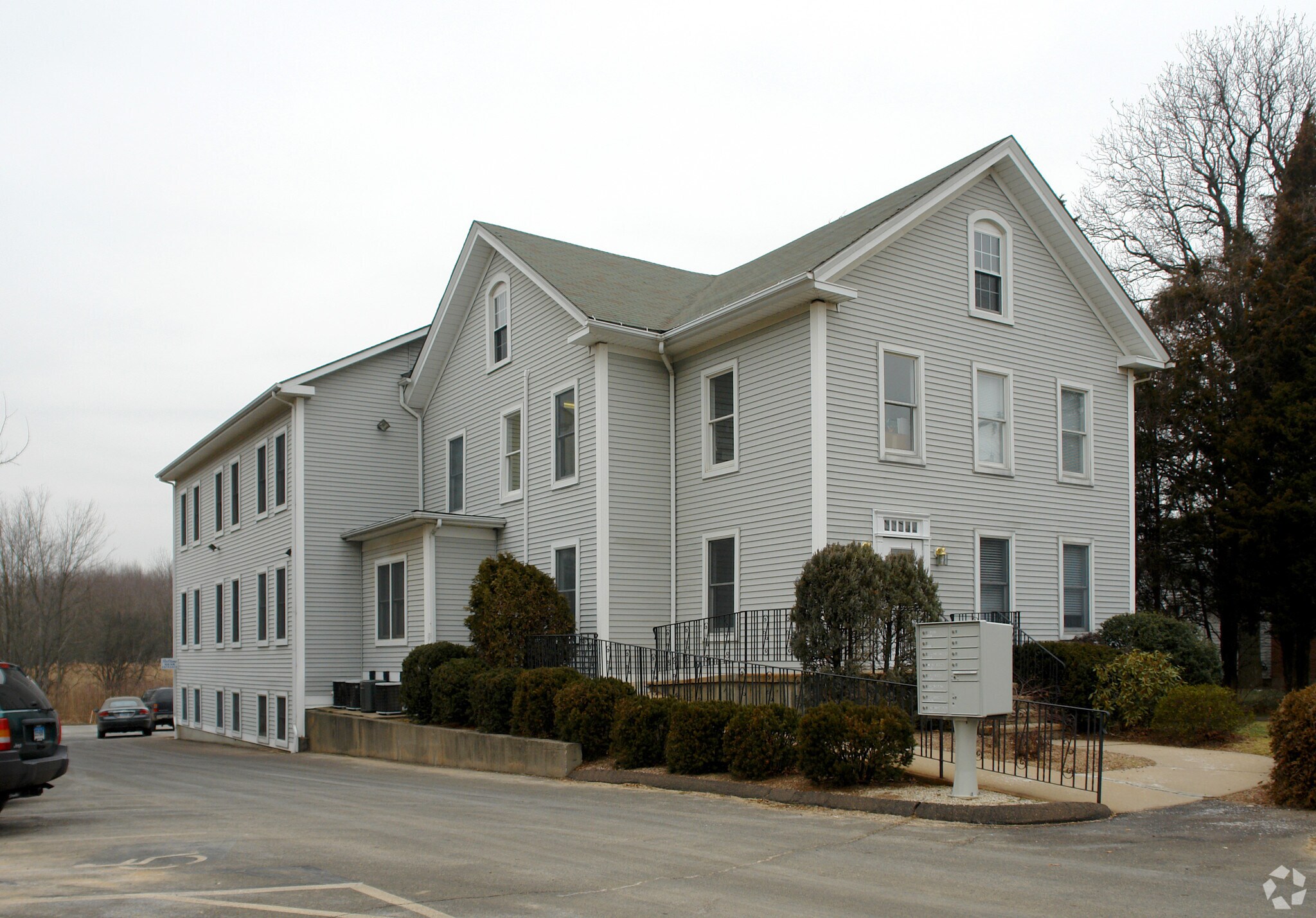 769 Newfield St, Middletown, CT for sale Primary Photo- Image 1 of 1