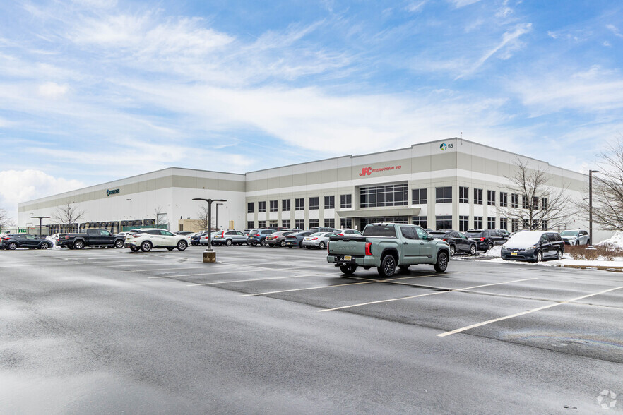 55 Wildcat Way, Linden, NJ for lease - Building Photo - Image 1 of 5