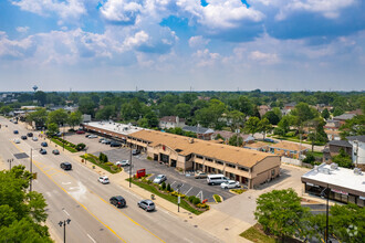 9424 Waukegan Rd, Morton Grove, IL - AERIAL  map view