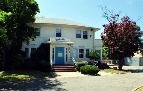 134 S Ocean Ave, Freeport, NY for sale - Primary Photo - Image 1 of 1