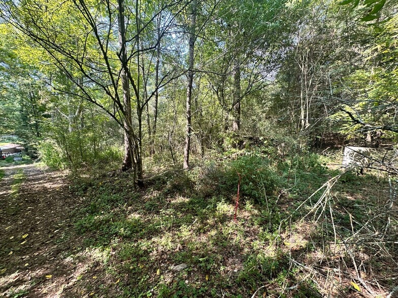 7330 Frix Rd, Cumming, GA for sale - Building Photo - Image 3 of 28