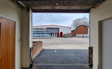 1-4 Leathley Rd, Leeds for lease Building Photo- Image 2 of 3