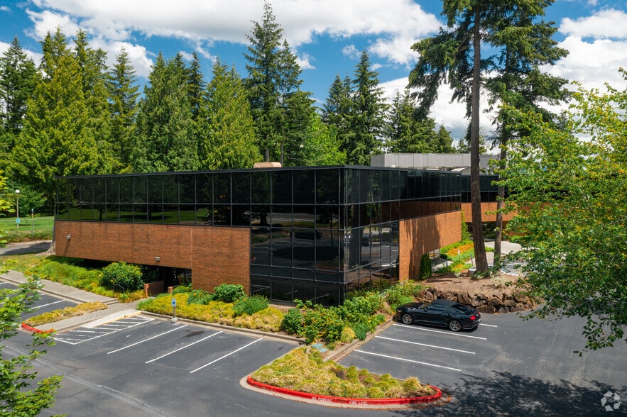 3350 161st Ave SE, Bellevue, WA for sale - Building Photo - Image 1 of 7