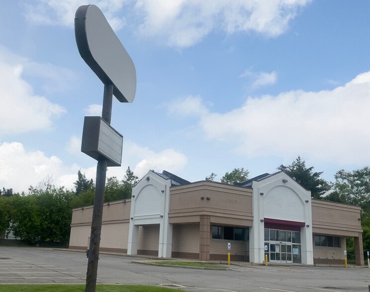 2616 Brewerton Rd, Mattydale, NY for sale - Building Photo - Image 2 of 10