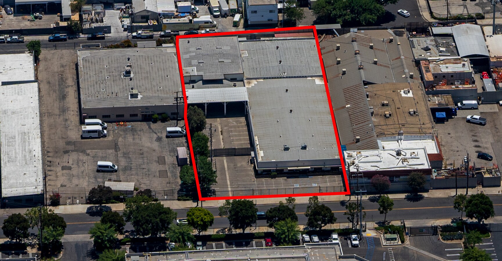 15952 Strathern St, Van Nuys, CA 91406