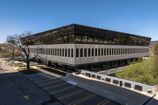 More details for 25900 Northwestern Hwy, Southfield, MI - Office for Lease