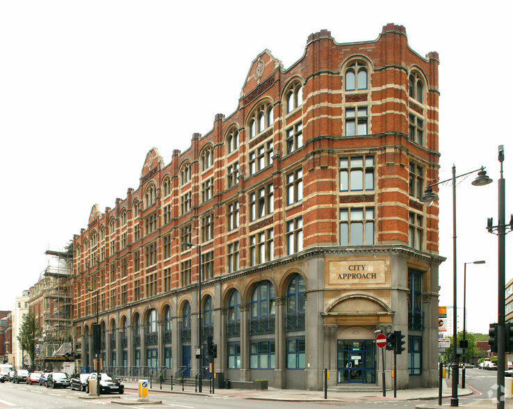 190-196 City Rd, London for lease - Building Photo - Image 3 of 7