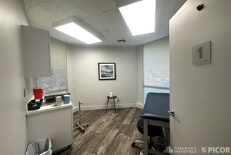 310 N Wilmot Rd, Tucson, AZ for lease Building Photo- Image 2 of 6