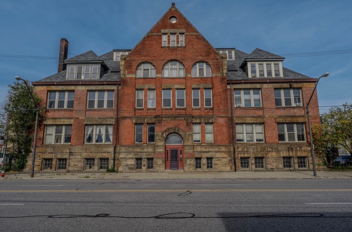 4403 St Clair Ave, Cleveland, OH for lease Building Photo- Image 1 of 1