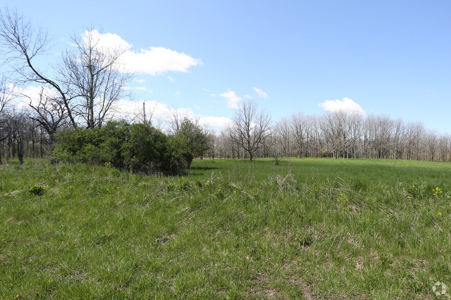 669 Youngs Rd, Amherst, NY for sale - Primary Photo - Image 1 of 1