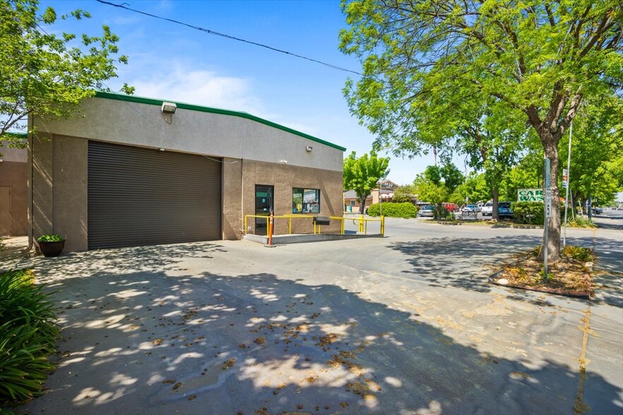 1625 Mangrove Ave, Chico, CA for lease - Building Photo - Image 1 of 9