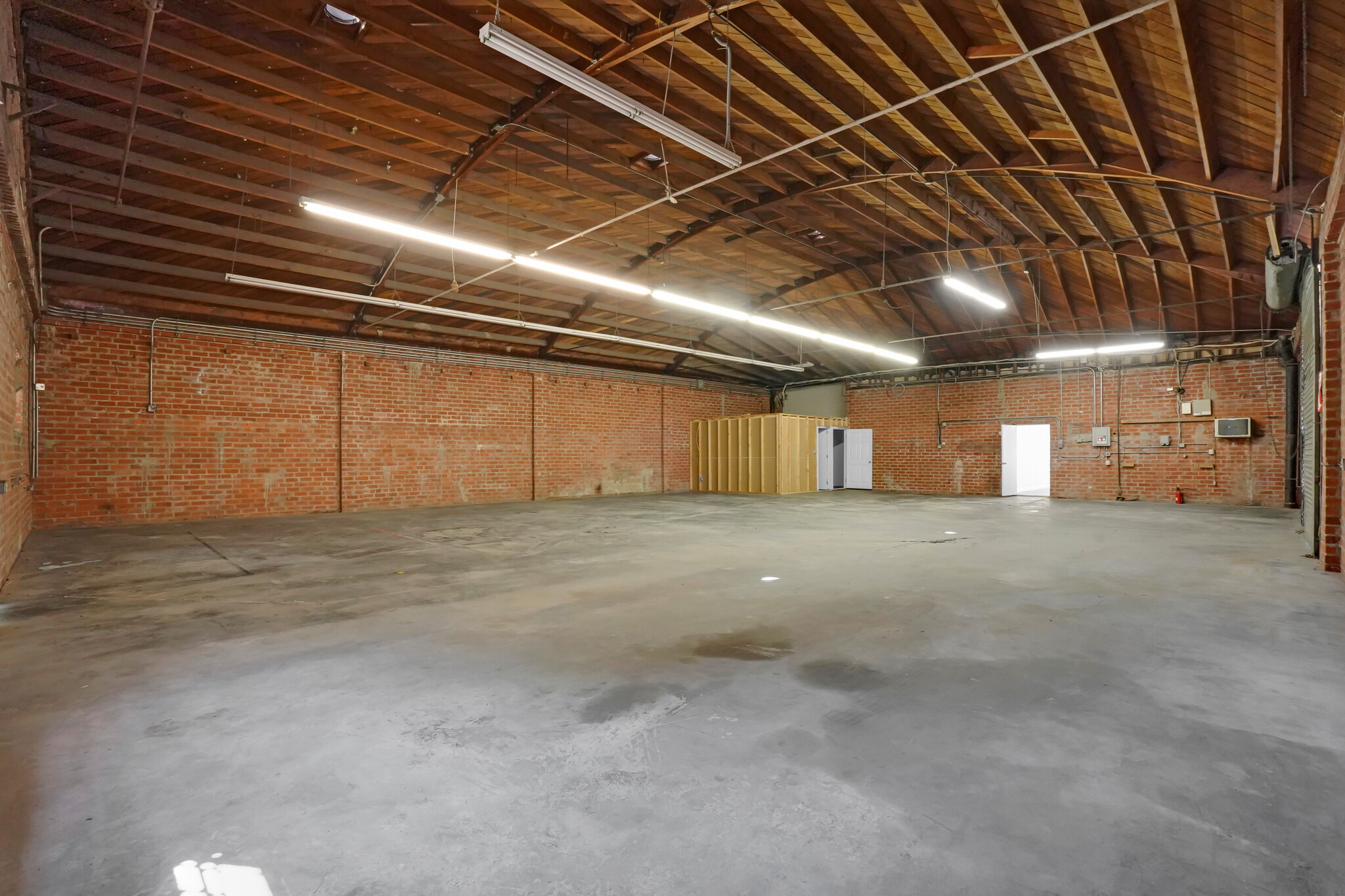 2934 E Florence Ave, Huntington Park, CA for lease Building Photo- Image 1 of 11